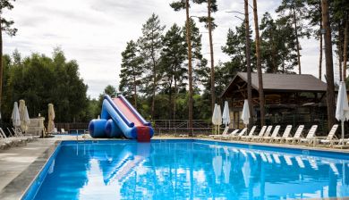 Vacation near a swimming pool not far from Kyiv
