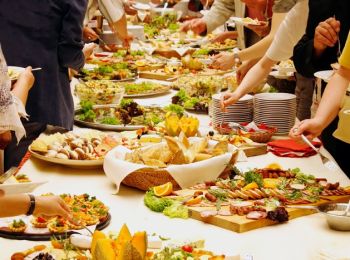 Holding buffets photo